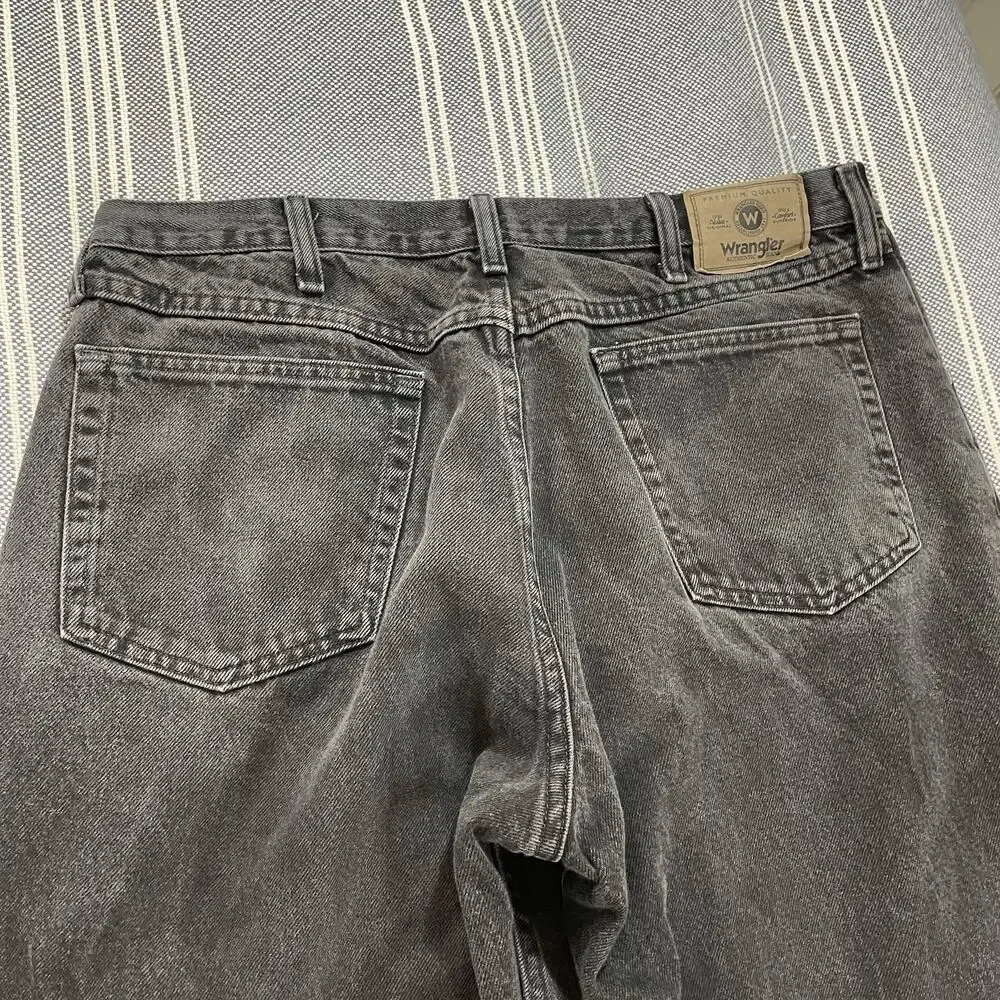 Vintage Y2K Wrangler Faded Black Jeans Mens 36x30 Relaxed Fit Straight Leg